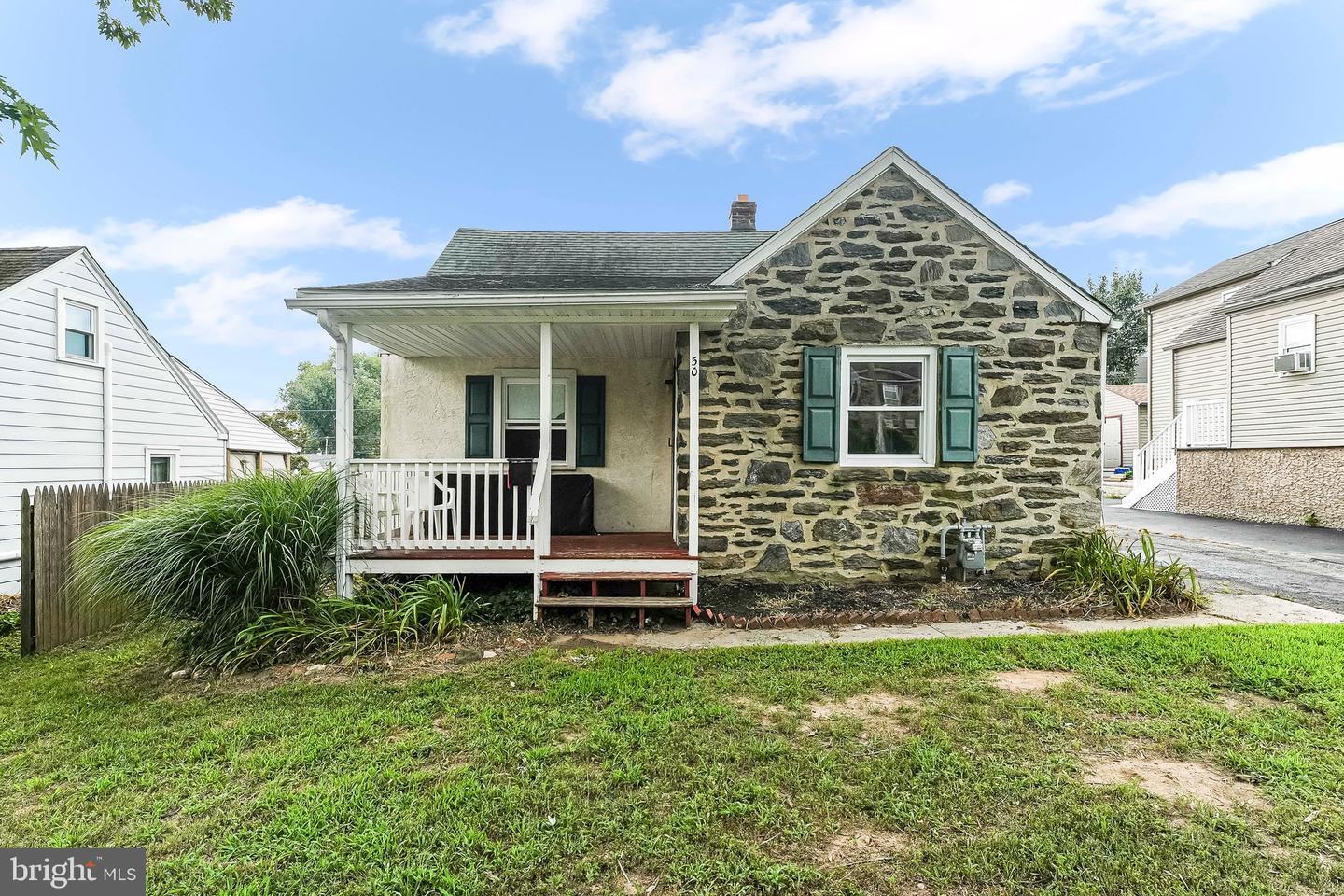 Property Photo: 50 Neeld Lane PA 19014