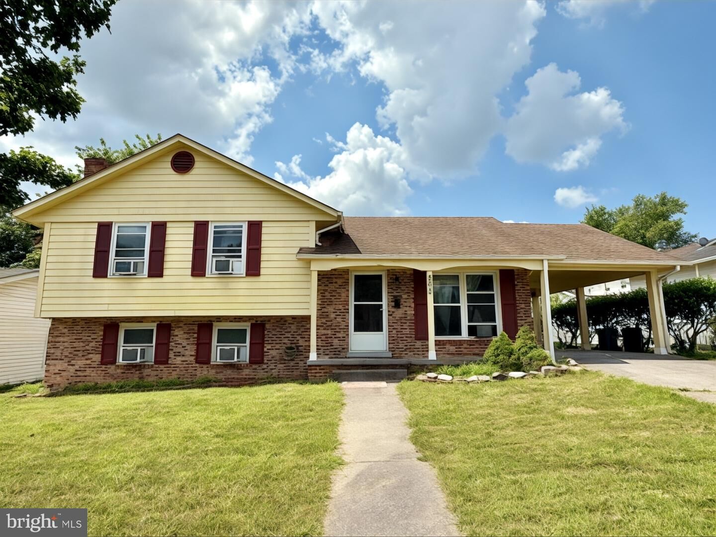 Property Photo: 505 Green Street VA 22601