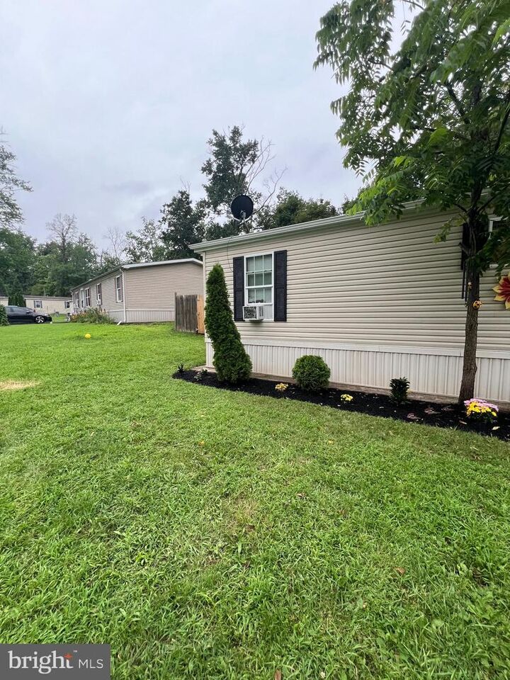 Property Photo:  310 Roeder Lane  PA 18960 