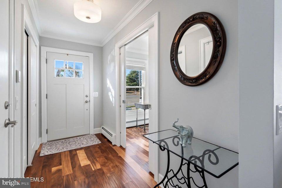 Property Photo:  15 Aztec Court  NJ 08757 