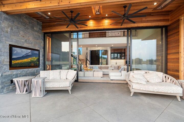 Property Photo: 1248 W Bellerive Ln ID 83814