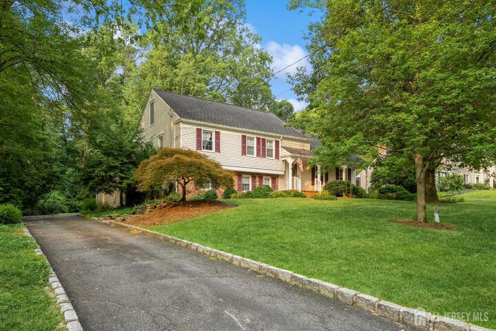 Property Photo:  54 Chimney Ridge Drive  NJ 07960 