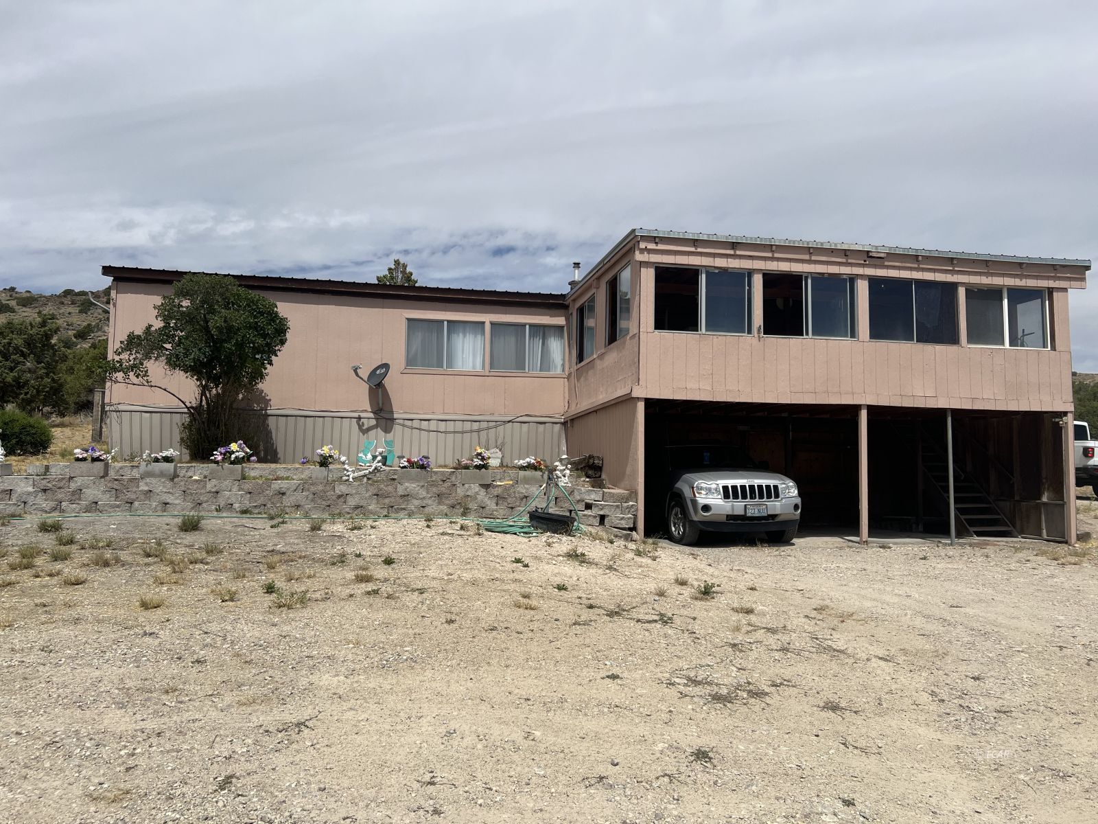 Property Photo: 653 Holiday Drive NV 89815
