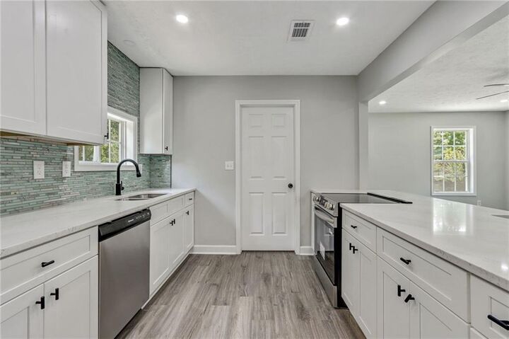 Property Photo: 169 Sedgefield GA 30236