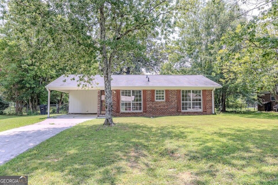 Property Photo: 212 Longmeadow Drive NW GA 30165
