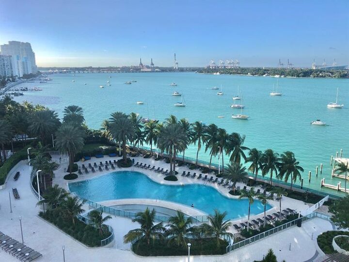 Property Photo:  1500 Bay Rd 1428S  FL 33139 