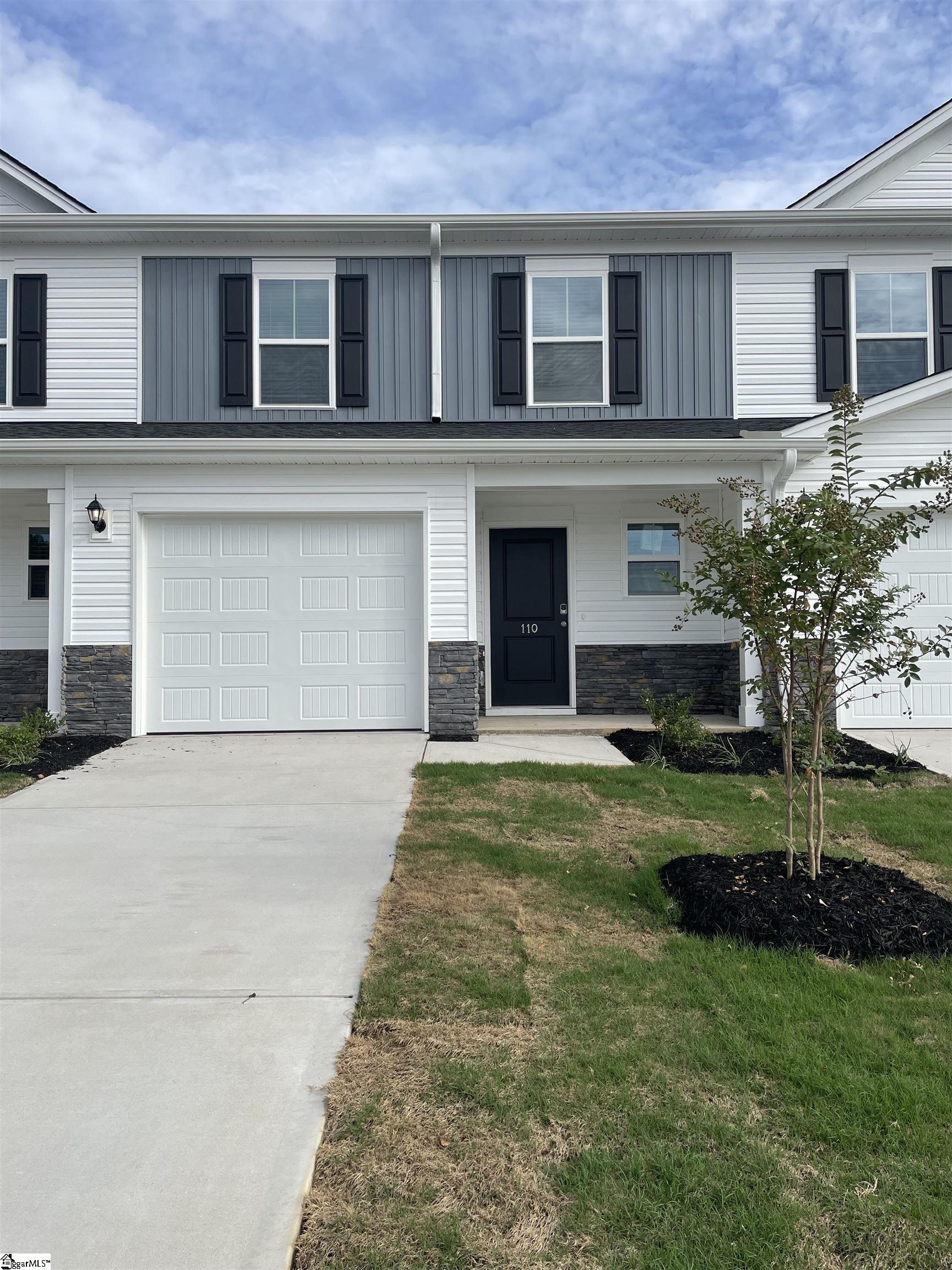 125 Cillian Street  Fountain Inn SC 29644 photo