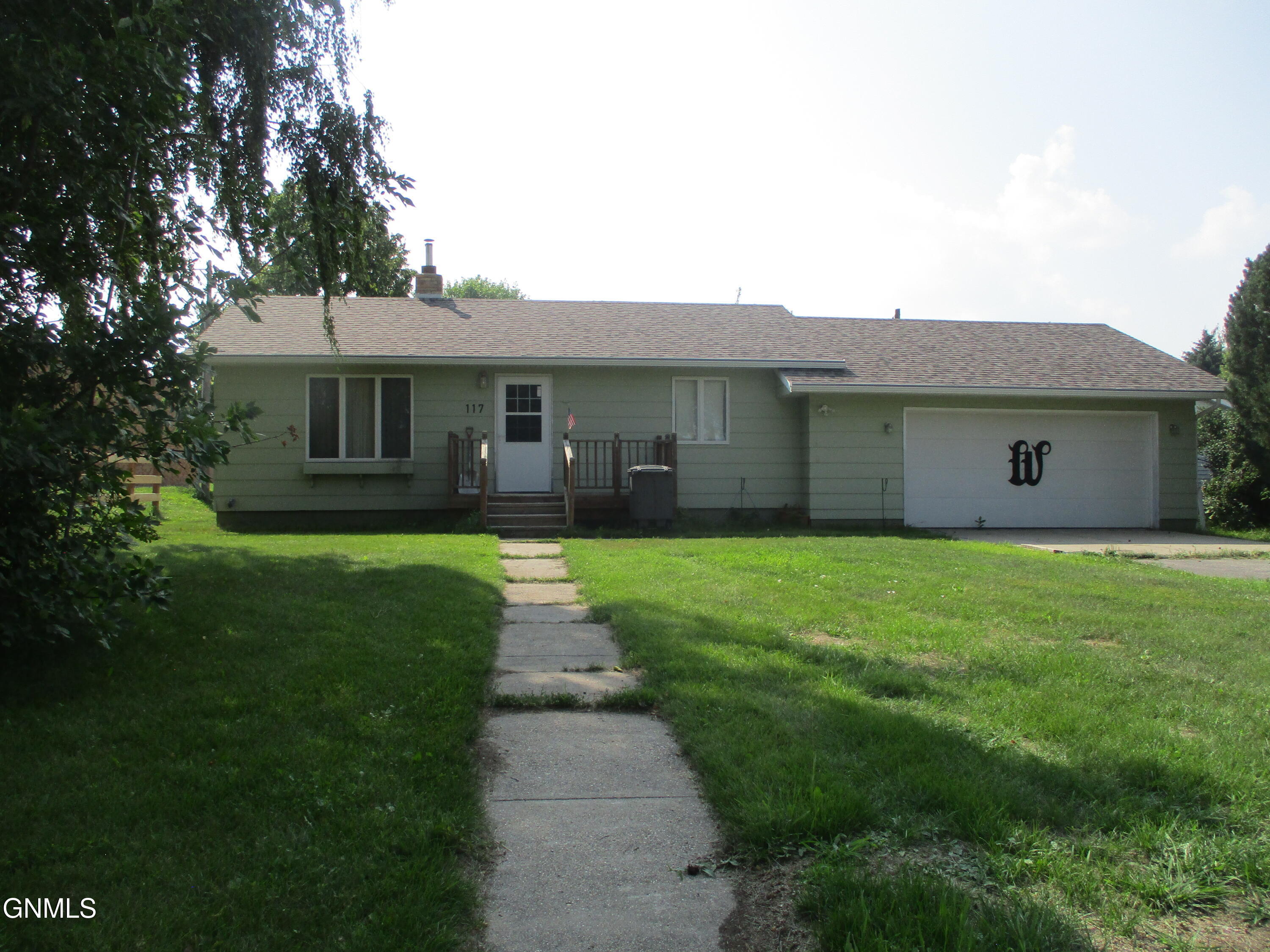 117 Summit Street  Underwood ND 58576 photo