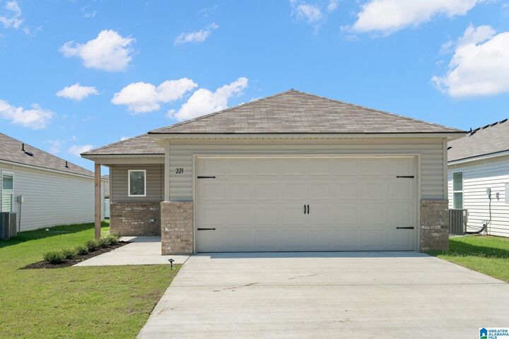 Property Photo: 23 Horizon Street AL 36203
