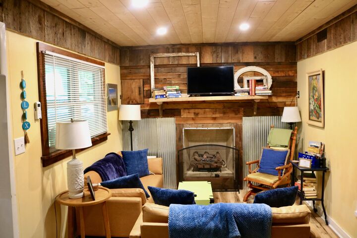 Property Photo:  64 Seebert Heights Lane  WV 24946 