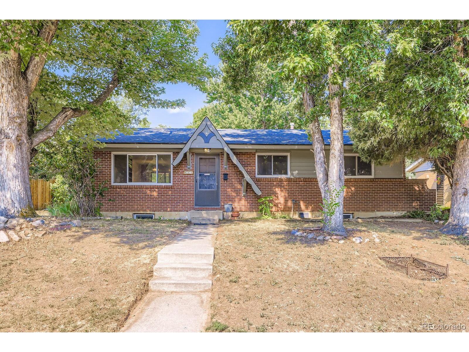 Property Photo: 615 S 42nd St CO 80305