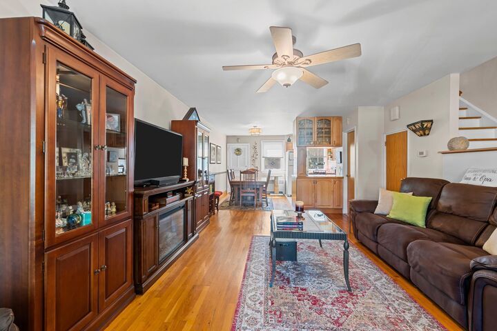 Property Photo: 2940 Dudley Avenue NY 10461