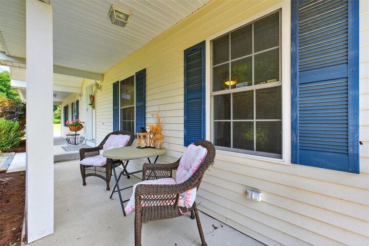 Property Photo: 722 State Route 32 NY 12589