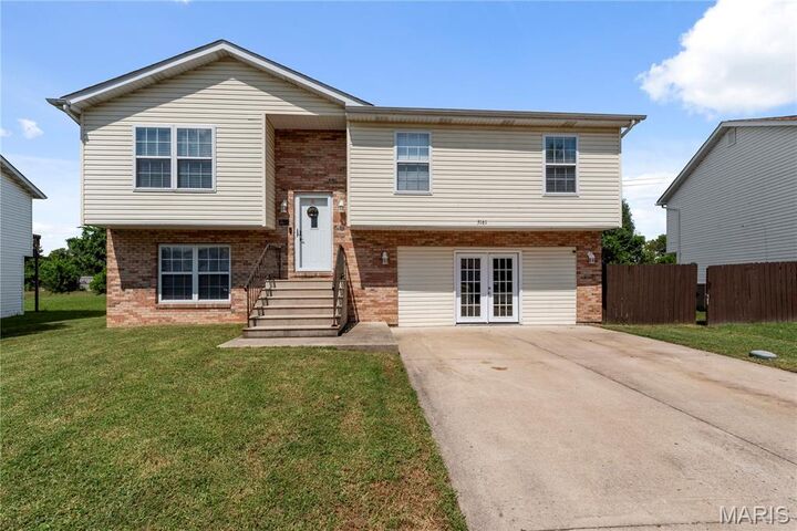 5161 Stacey Drive  Granite City IL 62040 photo