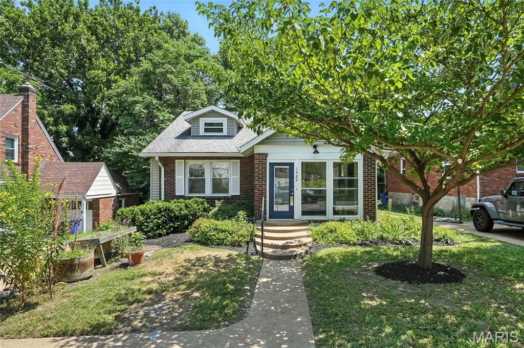 Property Photo:  1422 Anna Avenue  MO 63130 