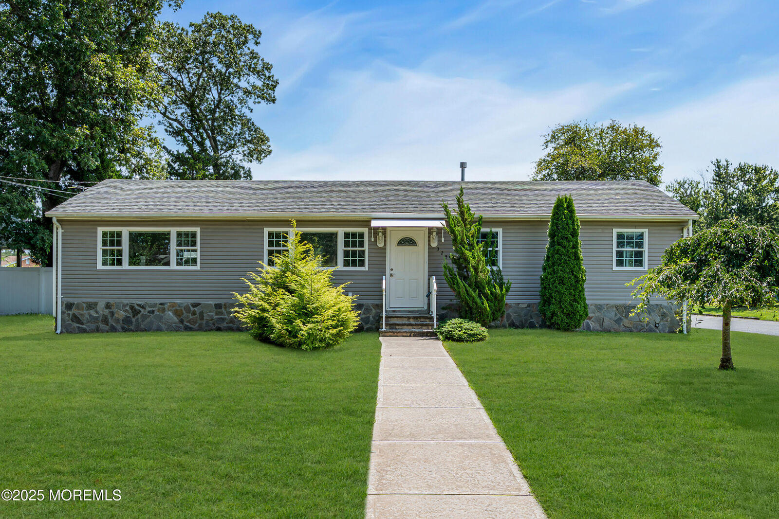 Property Photo: 325 Yorktown Drive NJ 08731