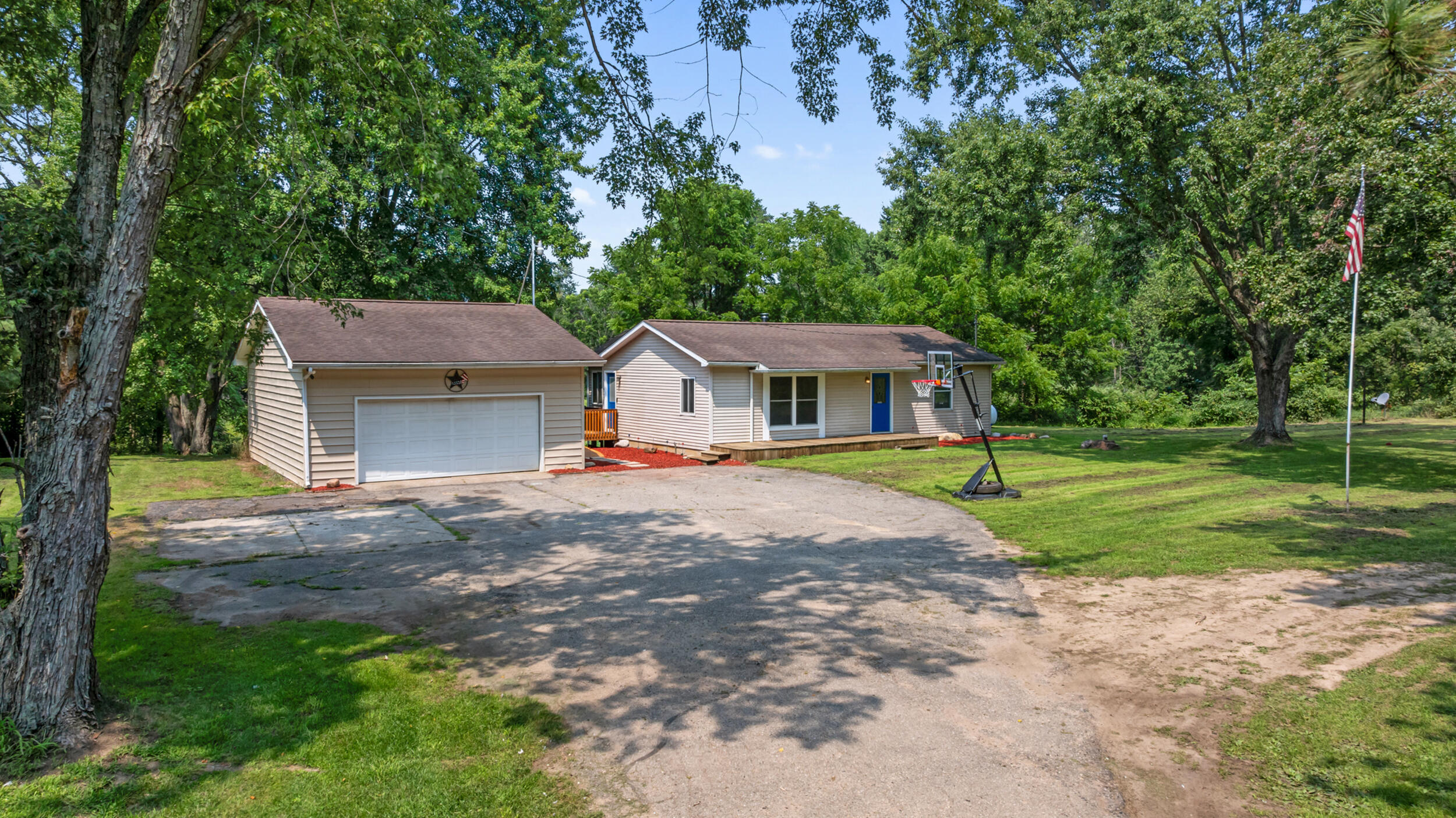 Property Photo:  9400 Minard Road  MI 49269 