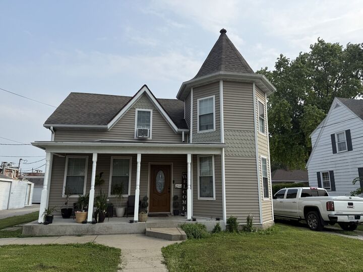 Property Photo: 1816 8th Street IL 61354