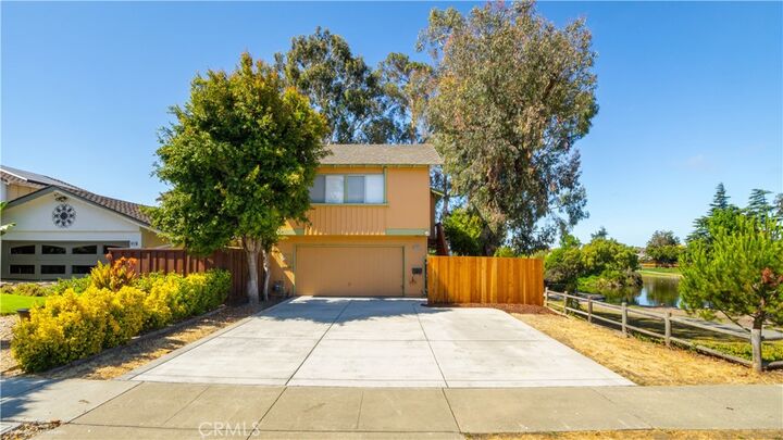 Property Photo:  35605 Scarborough Drive  CA 94560 