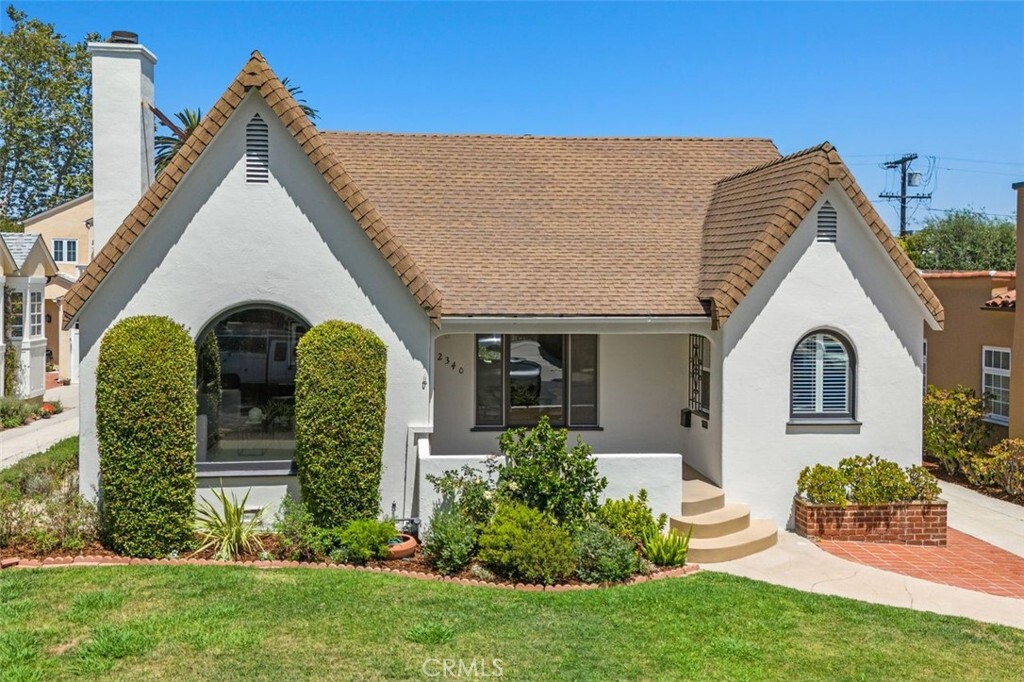 Property Photo:  2340 Camden Avenue  CA 90064 