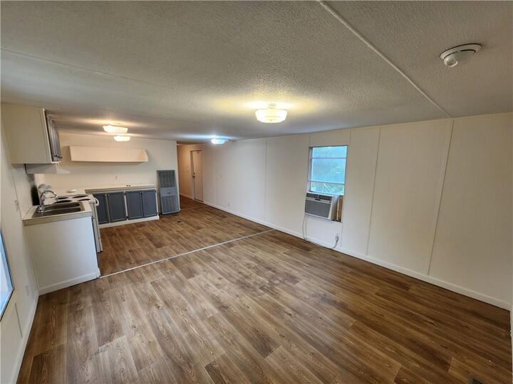 Property Photo:  145 Rambling Road  LA 70041 