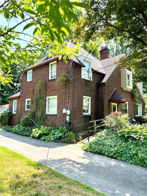 Property Photo:  1841 Goleta Avenue  OH 44504 