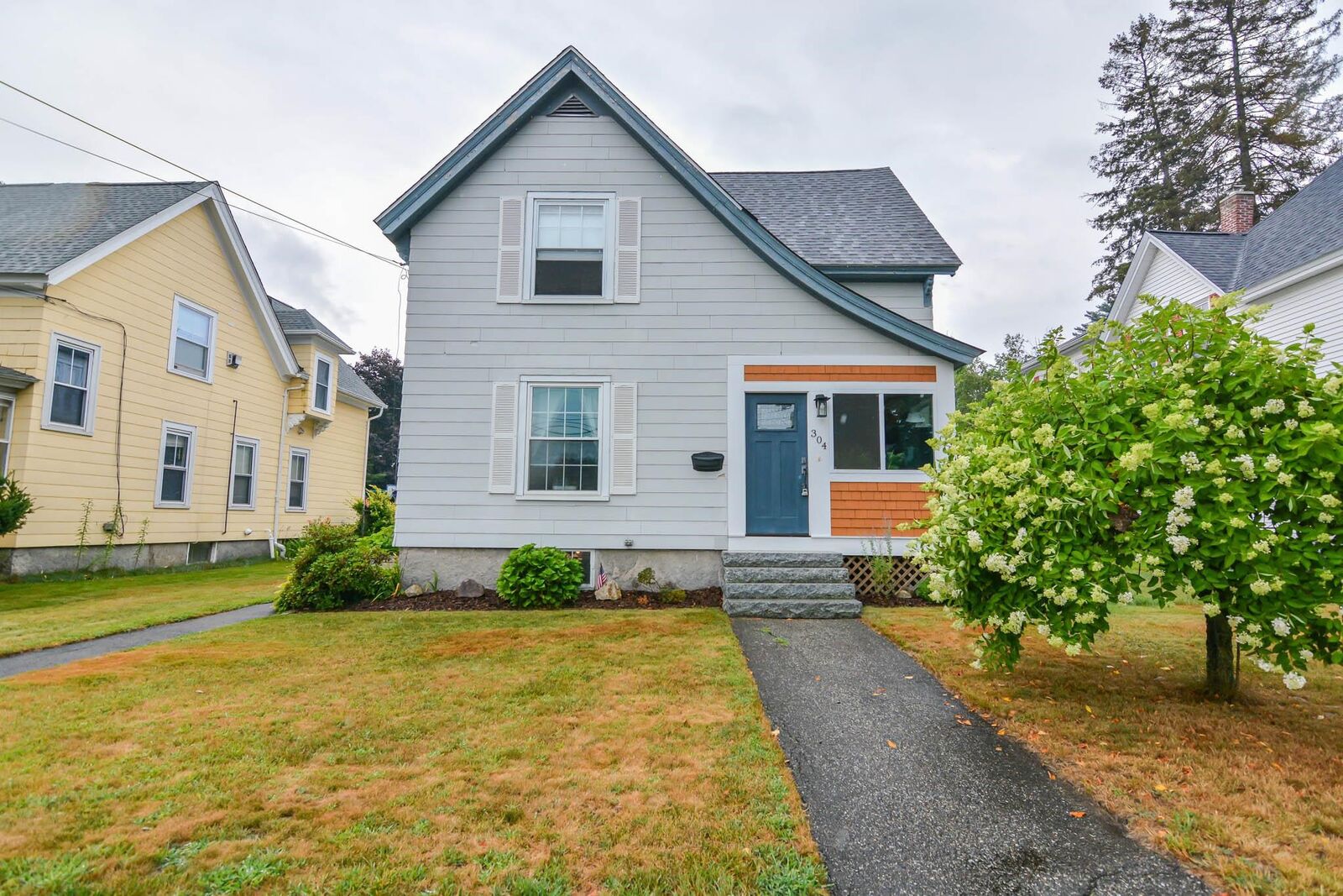 Property Photo: 304 Mammoth Road NH 03109