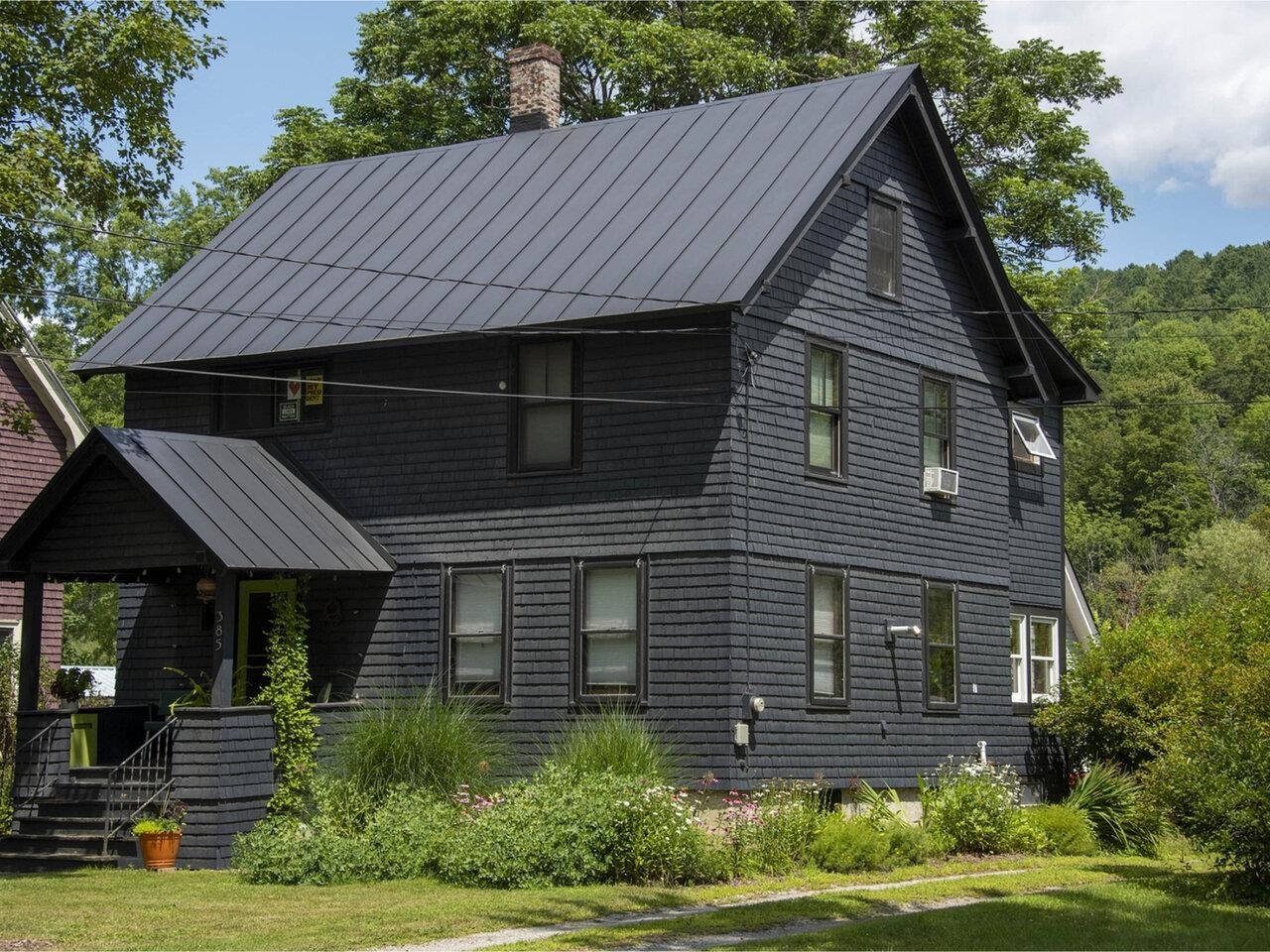 Property Photo:  385 Elm Street  VT 05602 