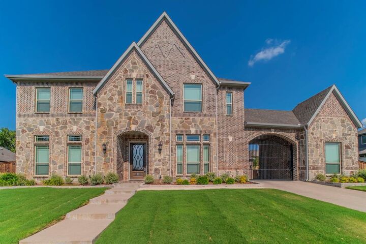 Property Photo: 1420 Ashton Ridge Drive TX 75078