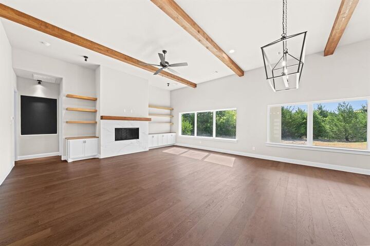 Property Photo: 3080 Glen Oaks Drive TX 75165