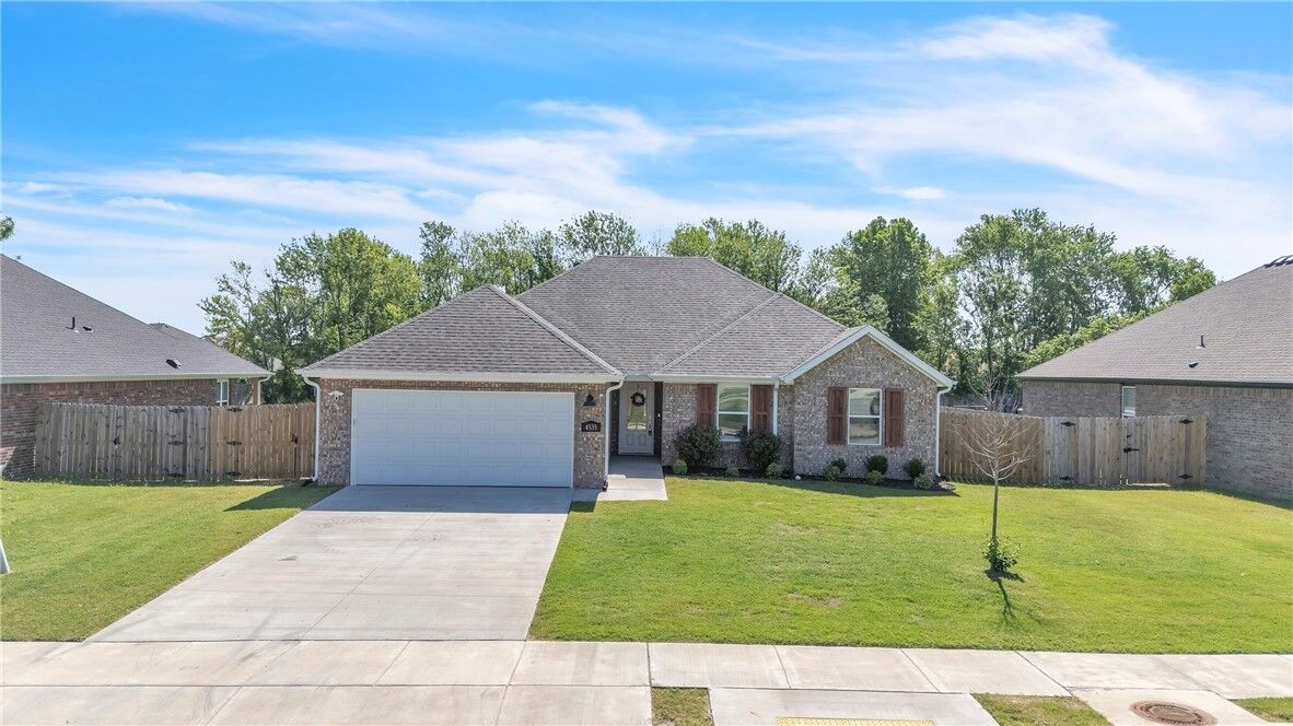 Property Photo:  4535 Leafield Street  AR 72764 