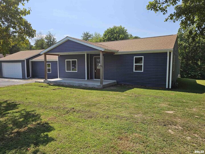 16530 E Fairfield Road  Mt Vernon IL 62864 photo