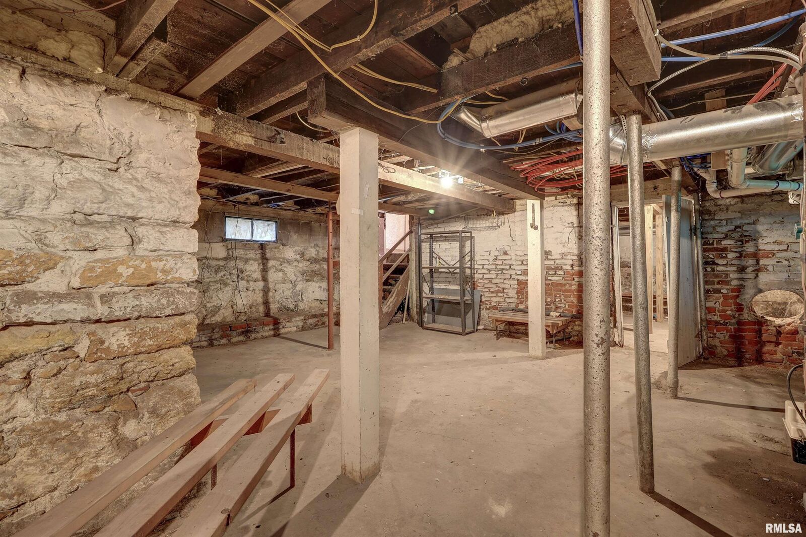 Property Photo: 704 N 3rd Street IA 52732
