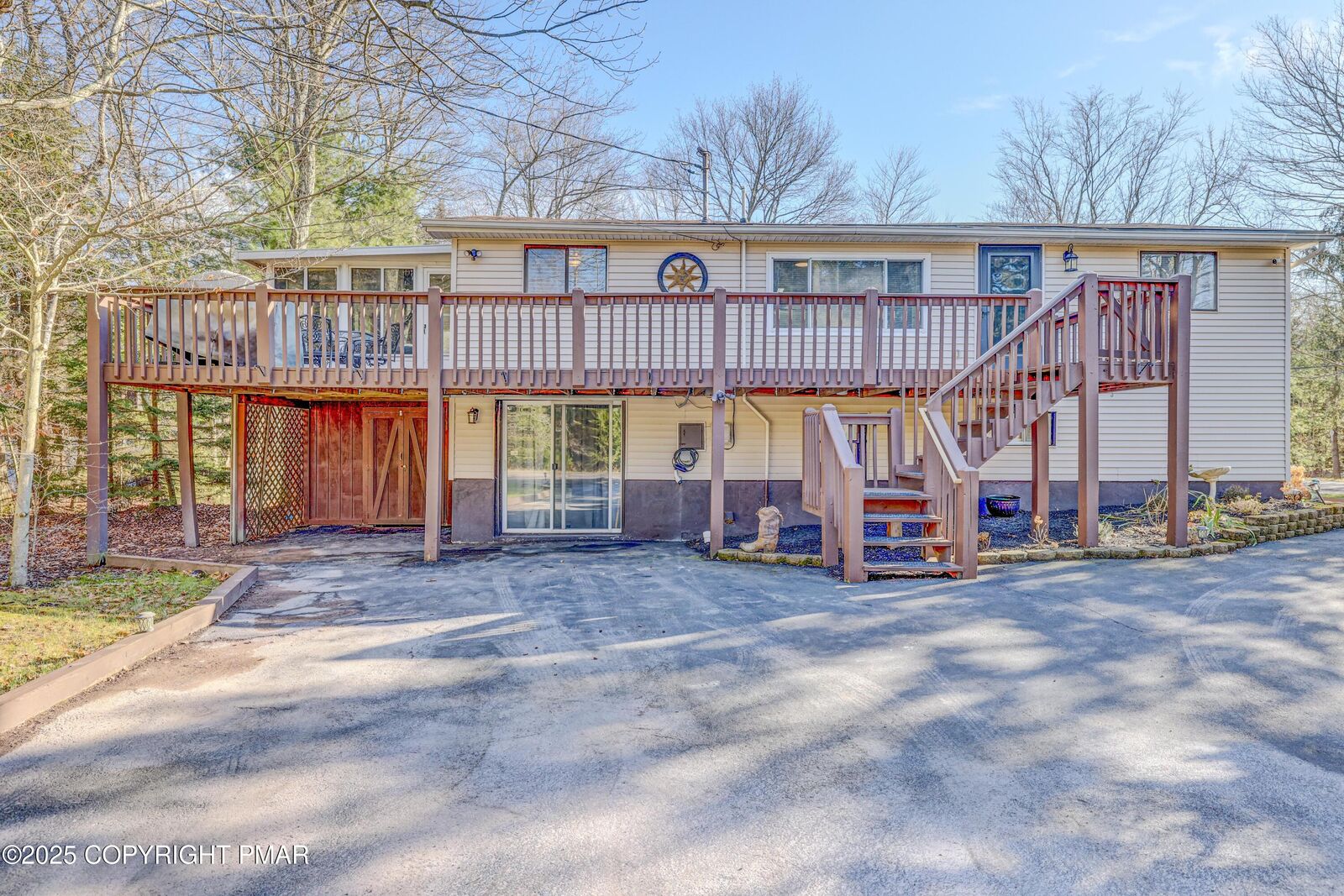 Property Photo: 104 Wyalusing Drive PA 18347