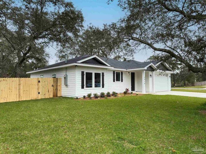 Property Photo:  1620 Woodlawn Beach Rd  FL 32563 
