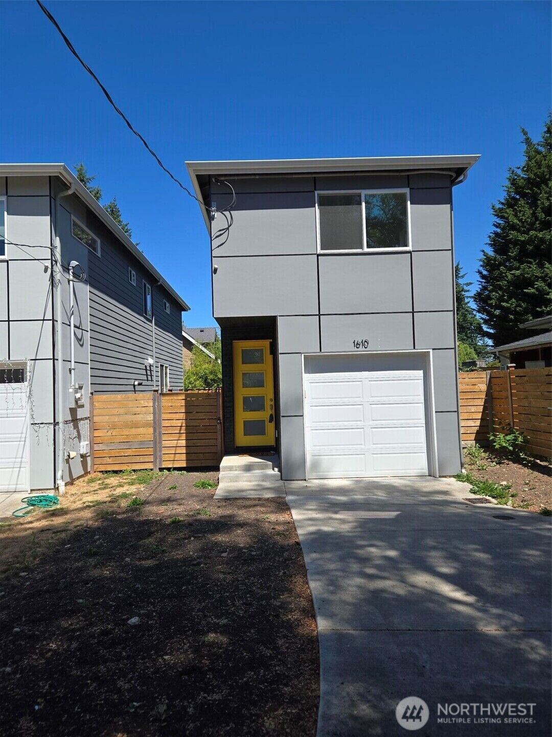 Property Photo: 1610 N 143rd Street WA 98133