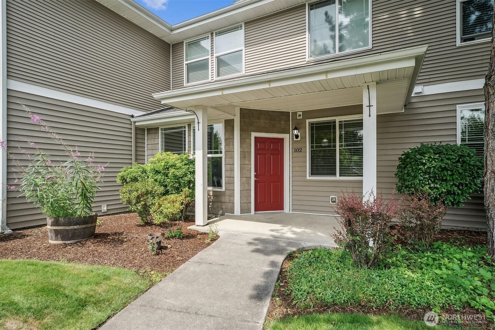 Property Photo: 12601 172nd Street E Jj102 WA 98374