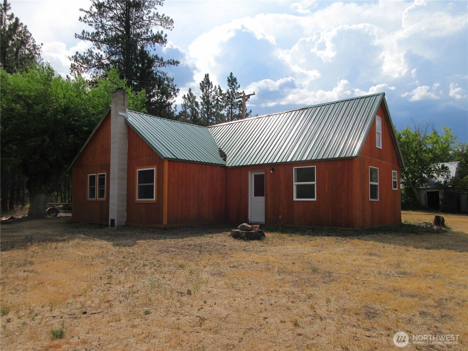 Property Photo: 10 W July Street WA 99121