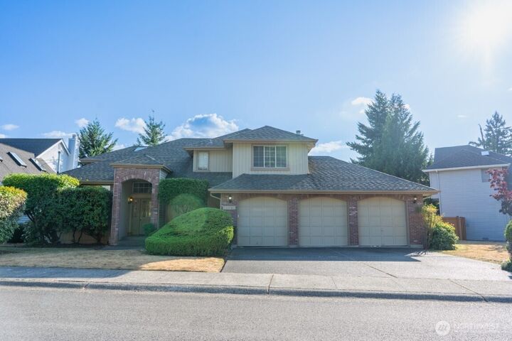 Property Photo:  11731 SE 60th Place  WA 98006 