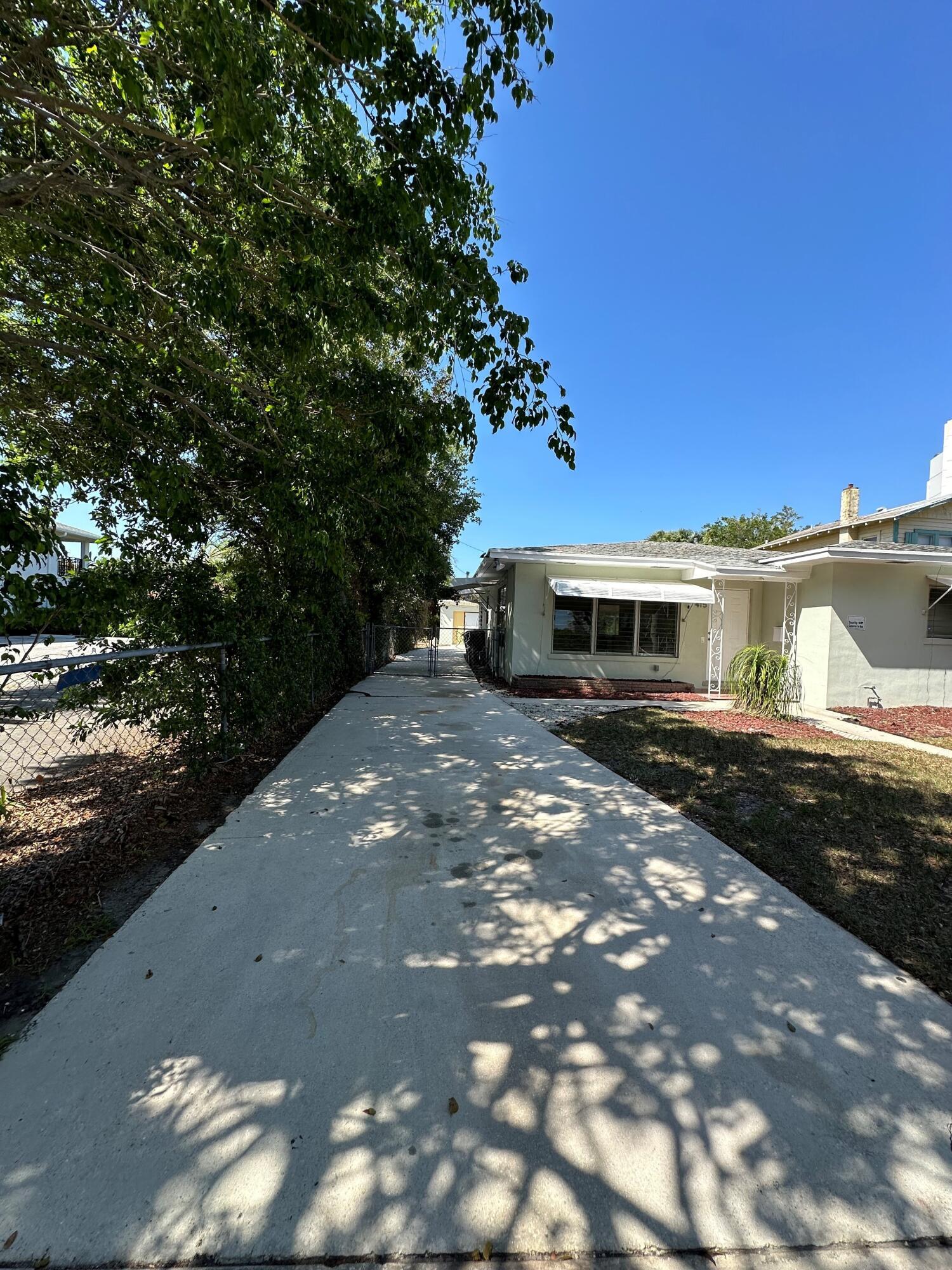 Property Photo:  415 49th Street  FL 33407 