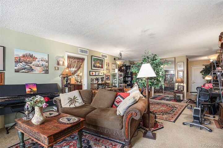 Property Photo: 1020 15th Street 34H CO 80202