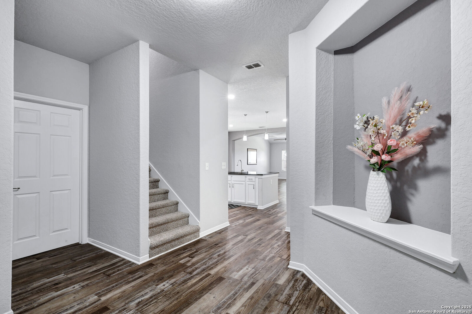 Property Photo:  7154 Azalea  TX 78218 