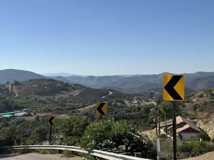 2477 Lookout Mountain Road 1025710200  Fallbrook CA 92028 photo