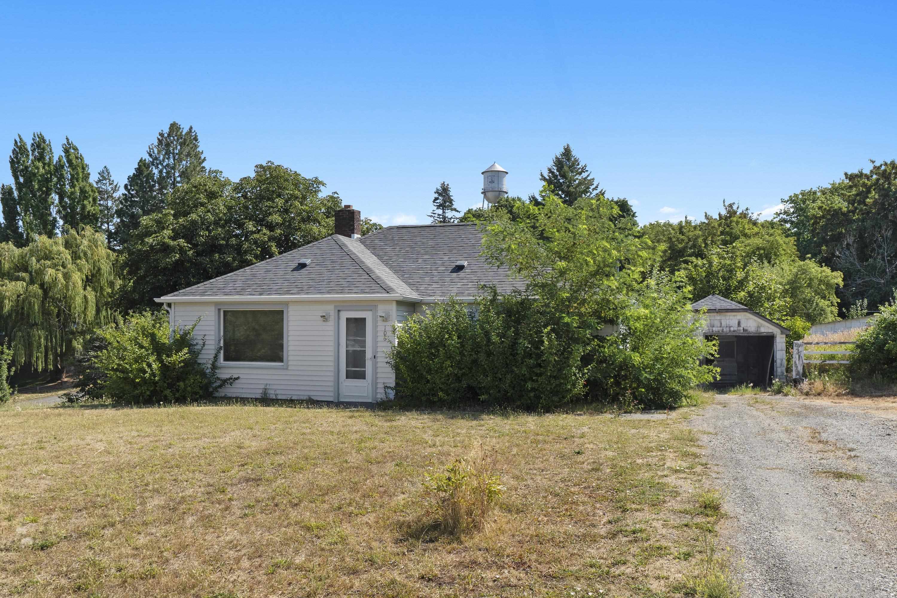 Property Photo: 106 N Johnson Ave WA 99012