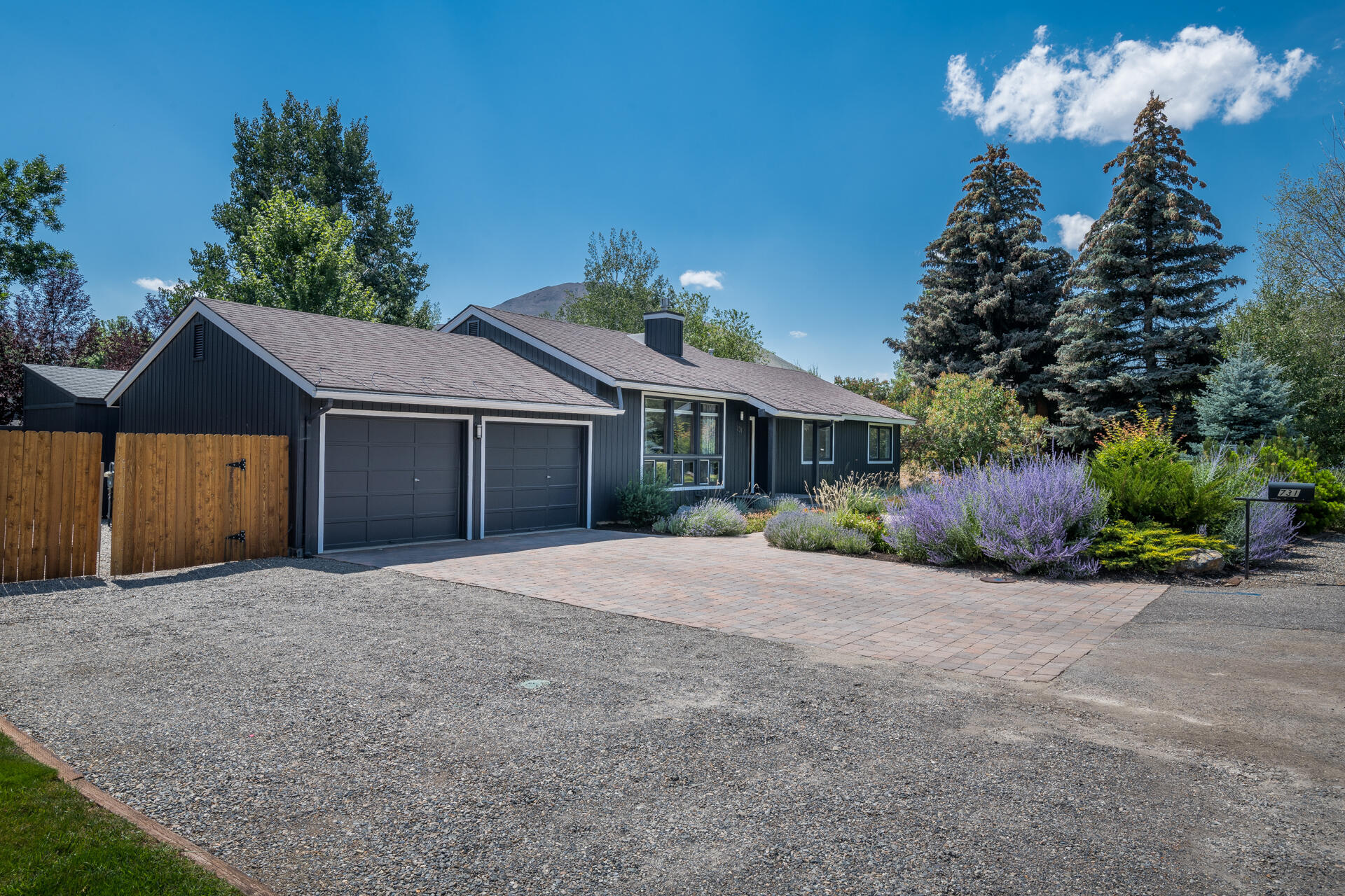 Property Photo: 731 Deerfield Dr ID 83333