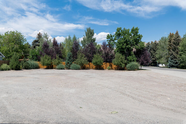 Property Photo: 741 Eastridge Dr ID 83333