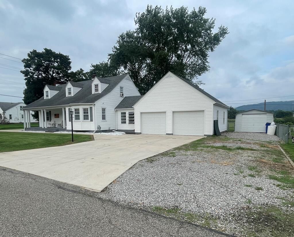 Property Photo:  392 Zane Road  OH 45601 