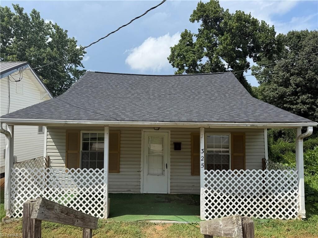 Property Photo:  325 Dixie Broadway  NC 27127 