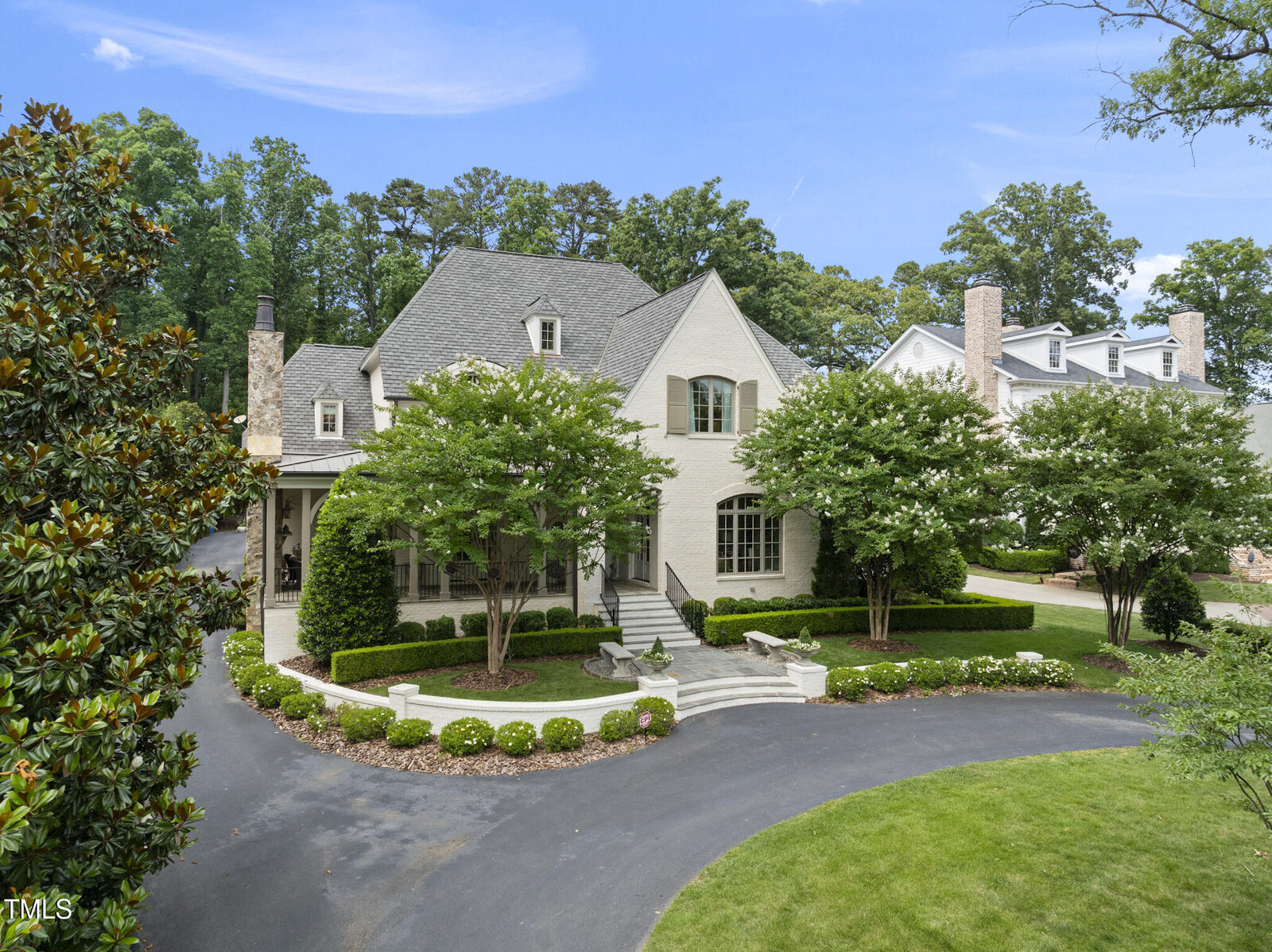 Property Photo:  504 Yarmouth Road  NC 27608 