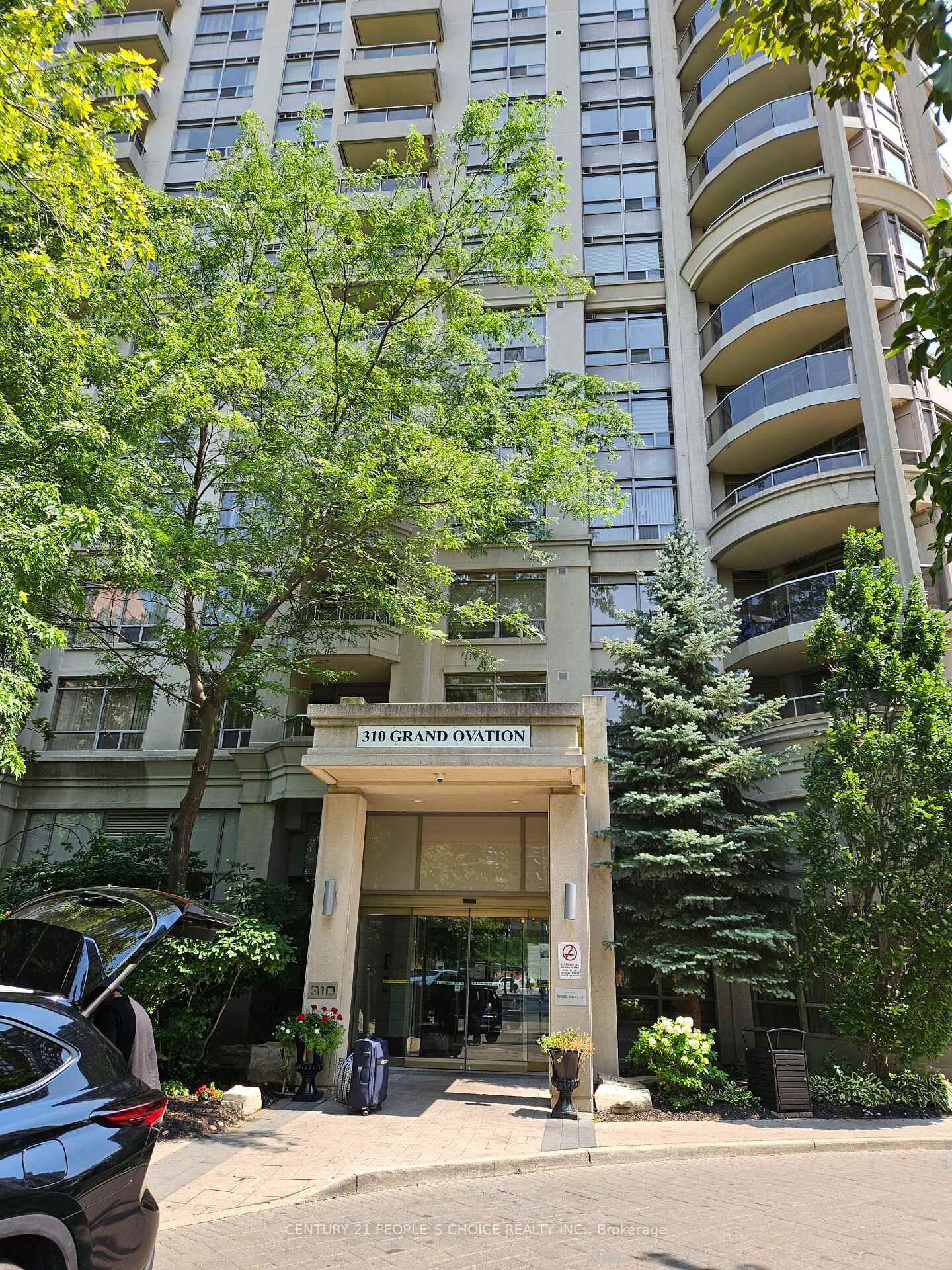 Property Photo: 310 Burnhamthorpe Road W 503 ON L5B 4P9